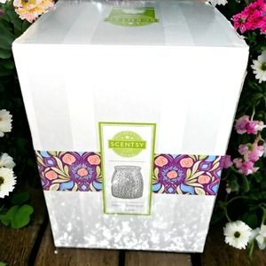 Scentsy Warmer Hope Strength & Love 💕 Breast Cancer Pink Iridescent